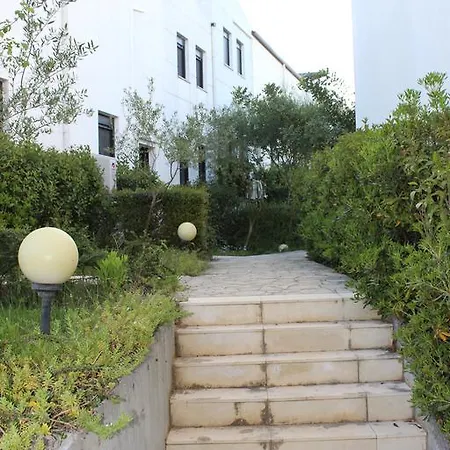 Διαμέρισμα Housing Pefkos Ii *