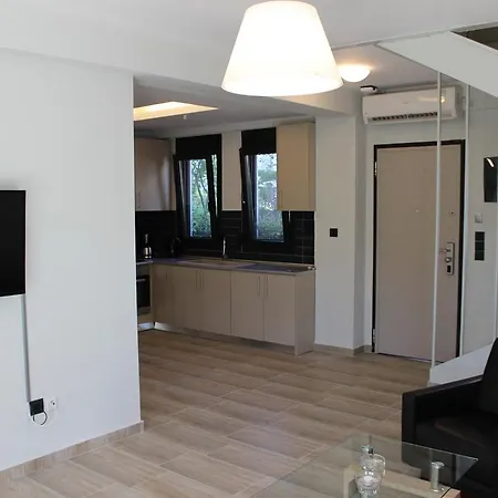 Housing Pefkos Ii
